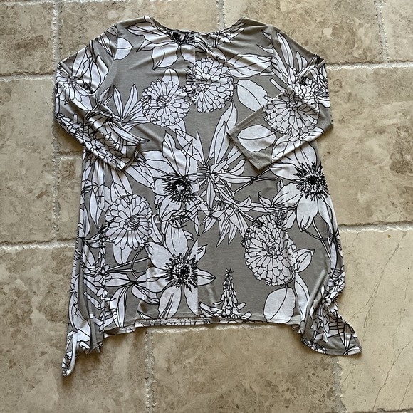 Clara Sun Woo Floral 3/4 Sleeve Shark Bite Hem Tunic XL Lagenlook Tan Earthy - Picture 7 of 8